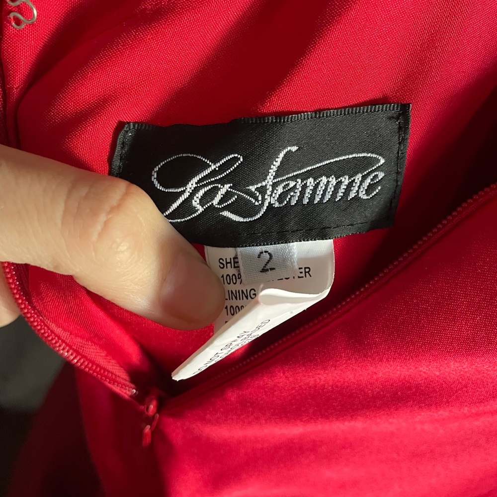 Beautiful red dress great for formal occasions over the holidays